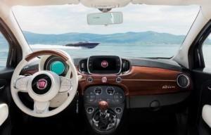 Fiat_500_Riva_sondermodell_2016_innen_cockpit