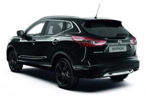 nissan_qashqai_black_edition_2016_schwarz_ausen_hinten