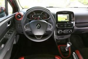 renault_clio_2016_innen_cockpit