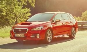 subaru-levorg-1-6i-gt-2016_ausen_vorne_dynamisch