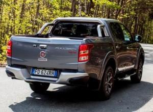 Fiat_Professional_Fullback_2016_ausen_hinten_statisch