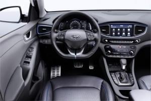 hyundai-ioniq-2016_innen_cockpit