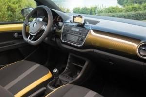 vw_up_2016_innen_cockpit