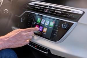 citroen-c4-picasso-2016-technik-monitor