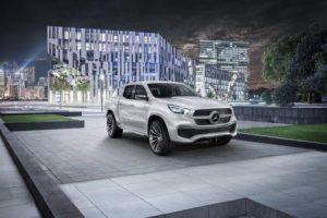 Mercedes-X-class-adventure-2017-ausen-vorne-statisch