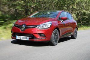 renault-clio-2017-dynamisch-ausen-vorne-tief