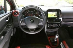 renault-clio-grandtour-2017-innen-cockpit