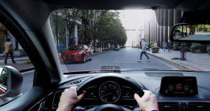 mazda-3-5-tuerer-2016-innen-cockpit-head-up-display