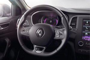 renault-megane-gt-2016-innen-cockpit