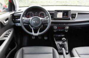 kia-rio-2017-innen-cockpit