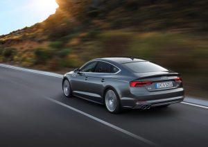 audi-a5-sportback-2017-ausen-hinten-dynamisch