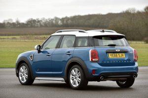 mini-countryman-cooper-s-2017-ausen-schraeg-hinten