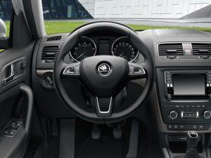 skoda-yeti-drive-2017-innen-cockpit