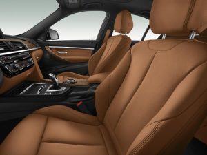 bmw-3er-2017-innen-vordersitze-seite