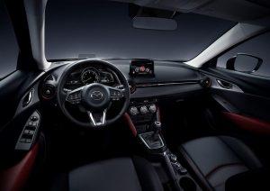 mazda-cx-3-2017-innen-cockpit