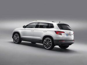 skoda-karoq-2017-ausen-hinten-schraeg