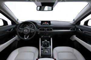 Mazda-CX5-2017-innen-cockpit