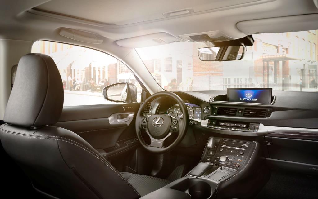 Lexus Ct 200h 2017 Neuer Look Fur Den Premium Hybriden