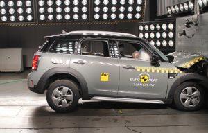 mini-countryman-2017-ncap-crashtest