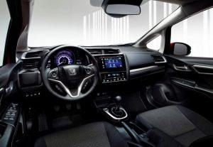 Honda-Jazz-2017-innen-cockpit