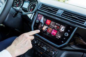 Seat-Ibiza-2017-innen-dashboard