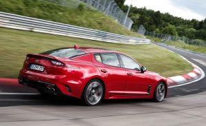 kia-stinger-2017-ausen-hinten-dynamisch