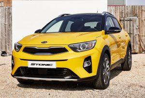 kia-stonic-2017-gelb-ausen-vorne