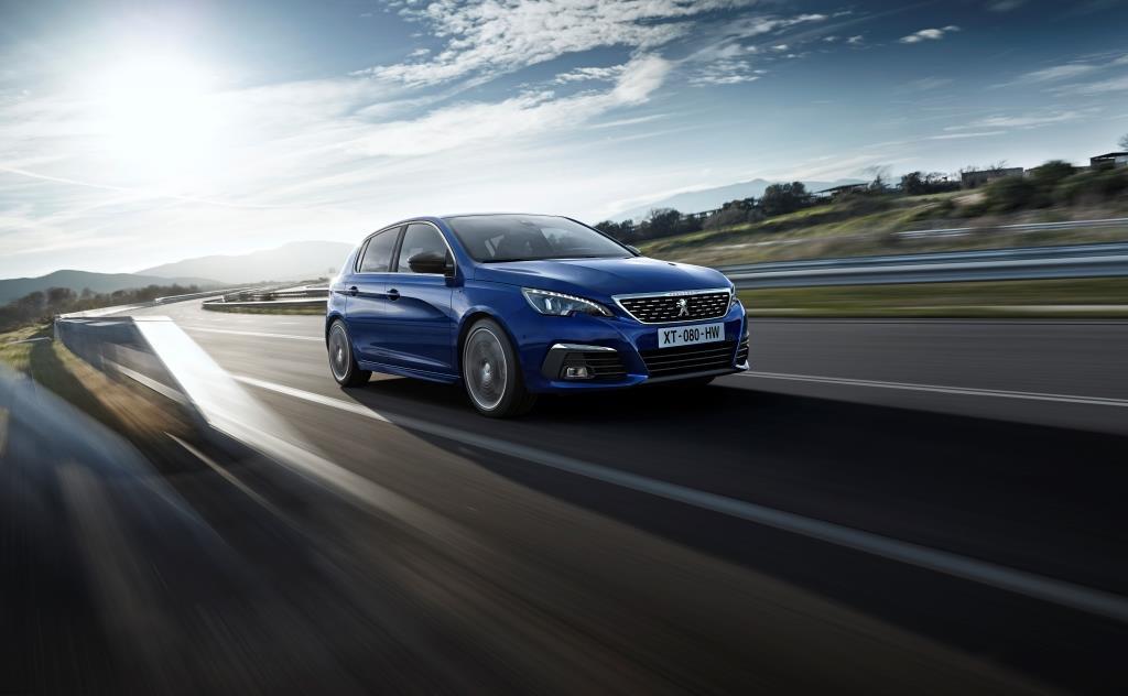 Peugeot 308 im Test 2017: der kompakte Löwe greift gepflegt neu an