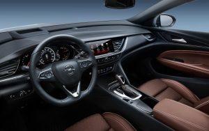 Opel-Insignia-Grand-Sport-2017-Innenraum