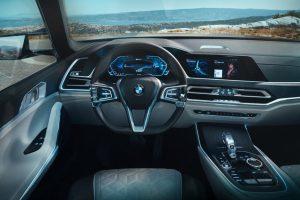 bmw-concept-x7-iperformance-iaa-2017-innen-cockpit