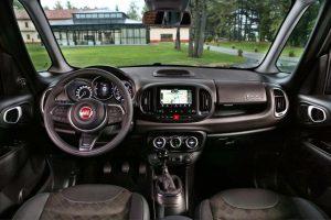 fiat-500L-2018-innen-cockpit