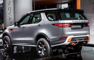 land-rover-discovery-svx-2018-iaa-ausen-hinten