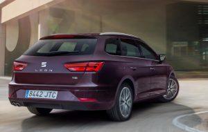 seat-leon-st-2017-ausen-hinten-dynamisch