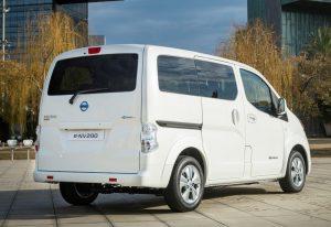 Nissan-e-NV200-2018-ausen-hinten