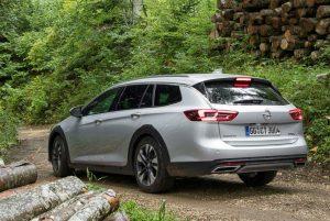 opel-insignia-country-cross-2017-ausen-hinten