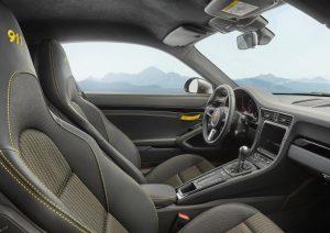 porsche-911-carrera-t-2017-innen-cockpit