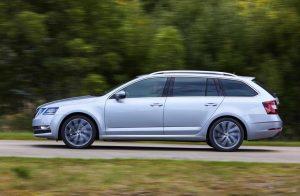 skoda-octavia-combi-clever-2018-ausen-seite