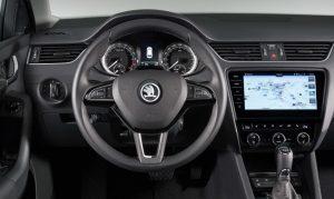 skoda-octavia-combi-clever-2018-innen-cockpit