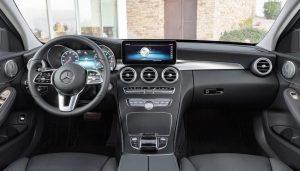 mercedes-c-klasse-t-modell-2018-innen-cockpit