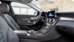 mercedes-c-klasse-t-modell-2018-innen-sitze-cockpit