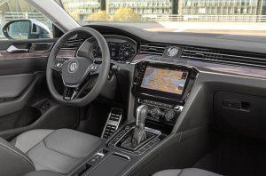 vw-arteon-2018-innen-cockpit