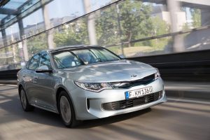 kia-optima-phev-plug-in-hybrid-2018-ausen-vorne