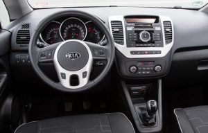 kia-venga-2018-innen-cockpit