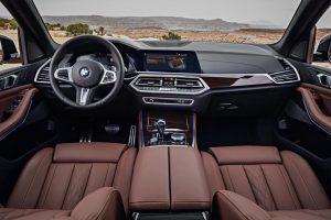 bmw-x5-2018-innen-cockpit-navi