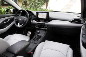 hyundai-i30-2017-innen-cockpit