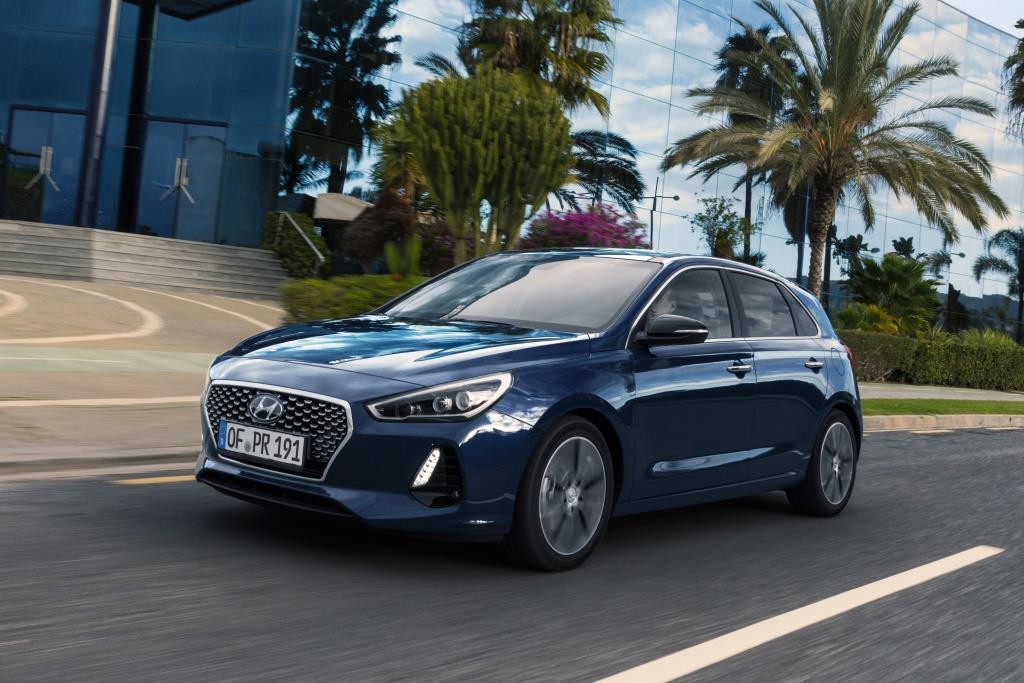 Kia Ceed vs. Hyundai i30 (2018) Duell der jungen