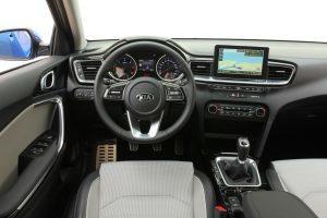 kia-ceed-2018-innen-cockpit (2)