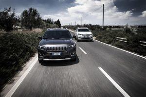 jeep-cherokee-aussen-vorne-dyn