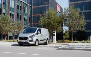 ford-transit-phev-2019-aussen