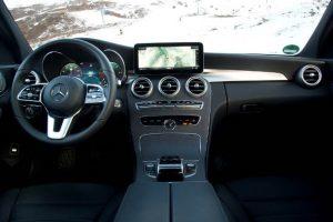 mercedes-c-klasse-t-modell-2020-innen-cockpit